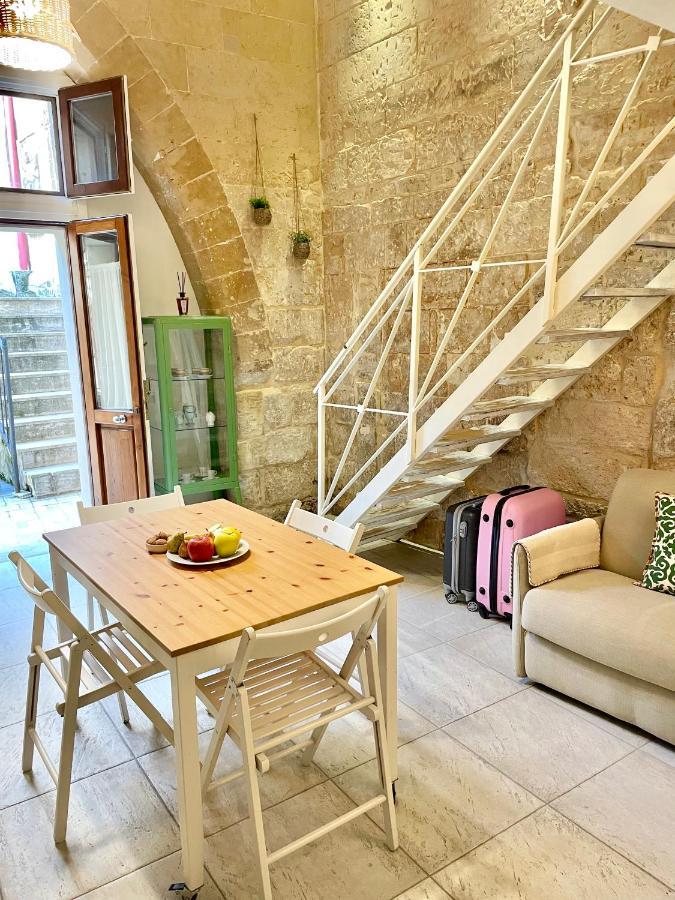 Villa Nohi'S House In The Historic Center à Lecce Extérieur photo