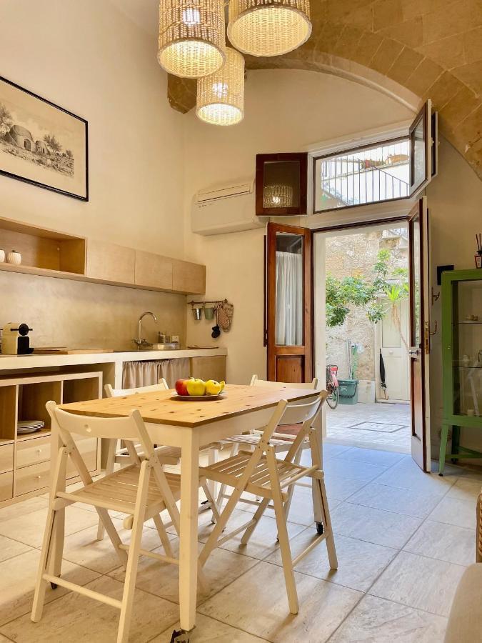 Villa Nohi'S House In The Historic Center à Lecce Extérieur photo