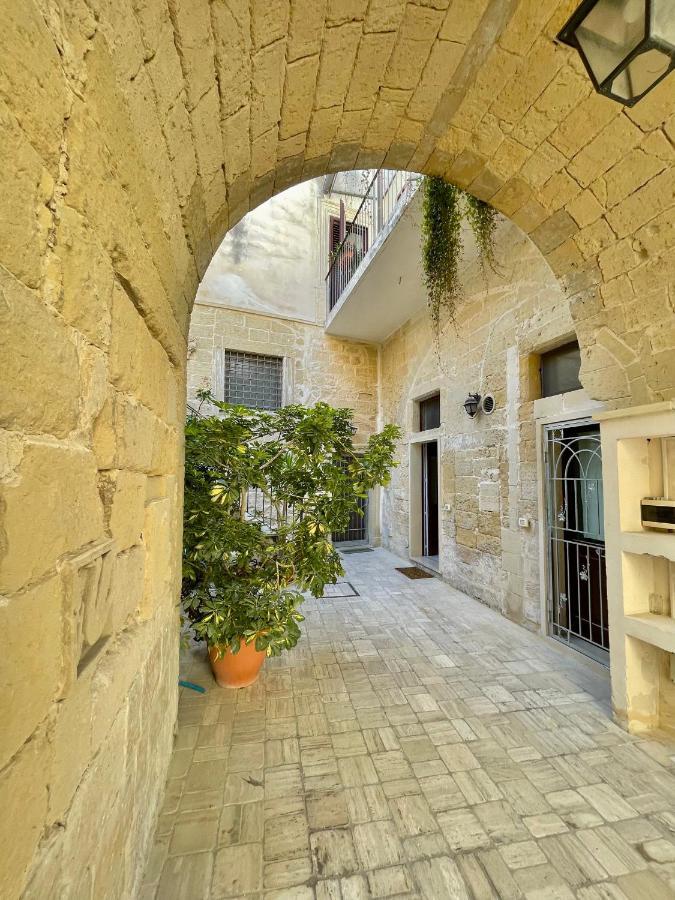 Villa Nohi'S House In The Historic Center à Lecce Extérieur photo